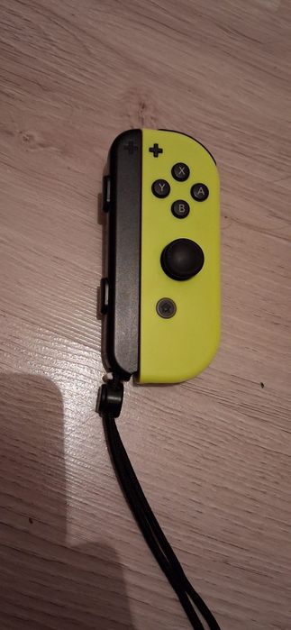 Nintendo Switch+ 4 игри+HDMI кабел+калъф