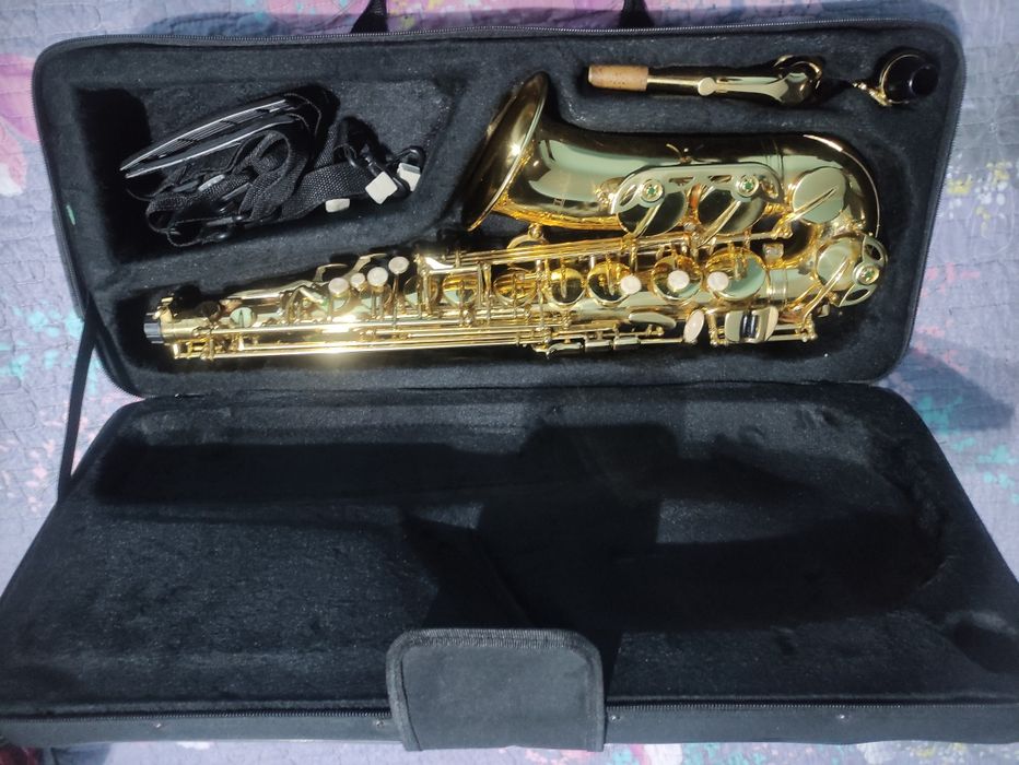 Саксофон альт (Mitello)