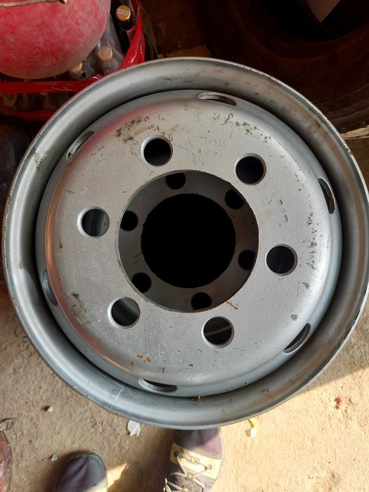 Диск колеса  автомобильный