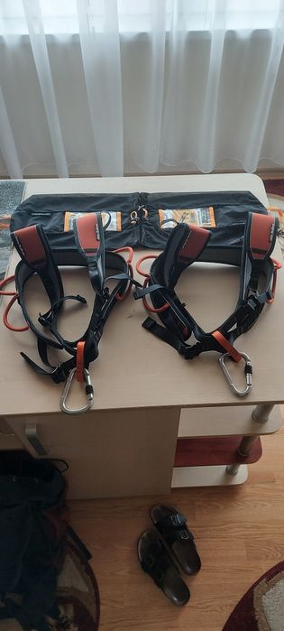 2 Hamuri alpinism, asigurare în coarda sau munci utilitare+cordelina