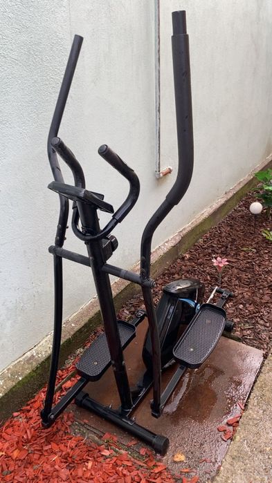 Vand bicicleta eliptica FitTronic.