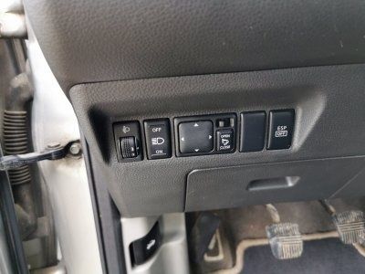 Nissan X Trail 2.2 dci 136k.