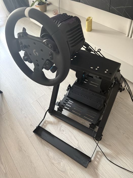 Logitech RS50 + Next level racing wheel stand 2.0