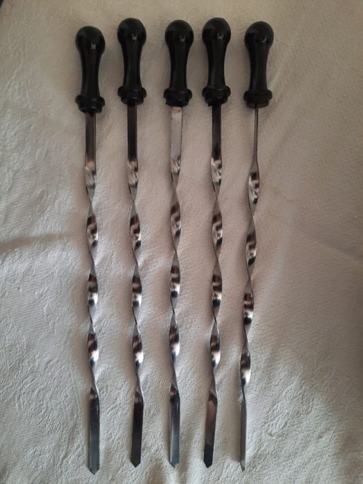 Продам электрошашлычницу