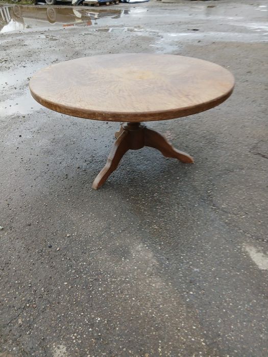 Mobilier vechi lemn masiv 300 lei