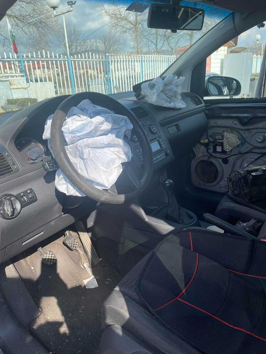 Фолксваген Туран Volkswagen Touran 1.9 tdi 101 ks 2003Г  на части