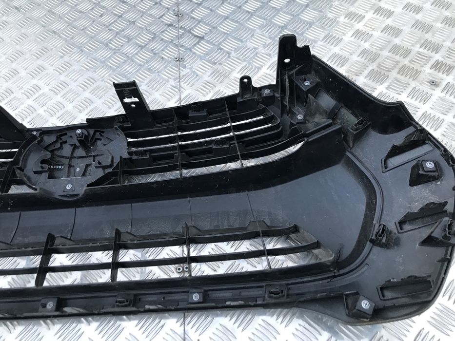 Предна решетка с емблема за Toyota Hilux ,Тойота Хайлукс 2020-