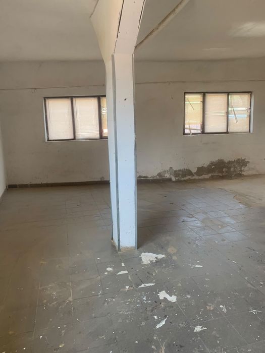 Ofer spre inchiriere spațiu / atelier 125 m2  in Sibiu