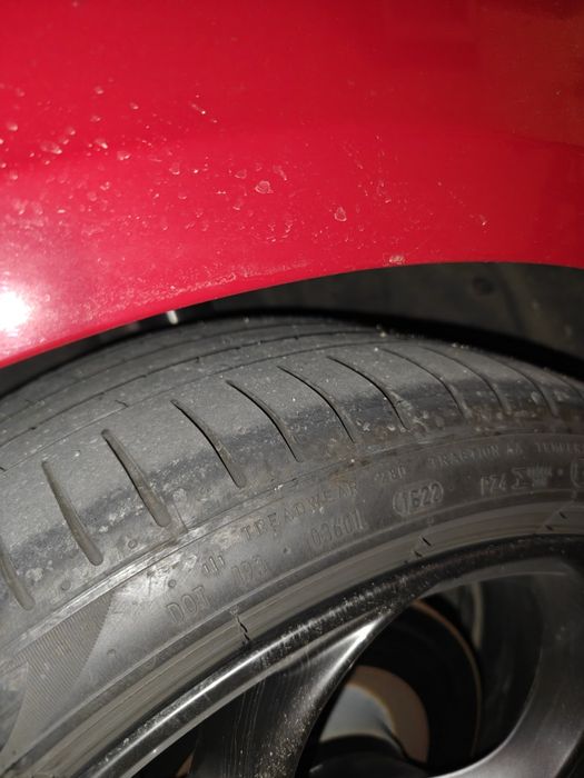Vand 4 anvelope Pirelli P Zero alfa romeo giulia doua mărimi 225/255