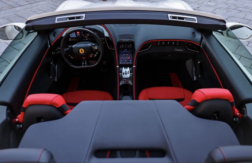 Ferrari Roma Spider 2026