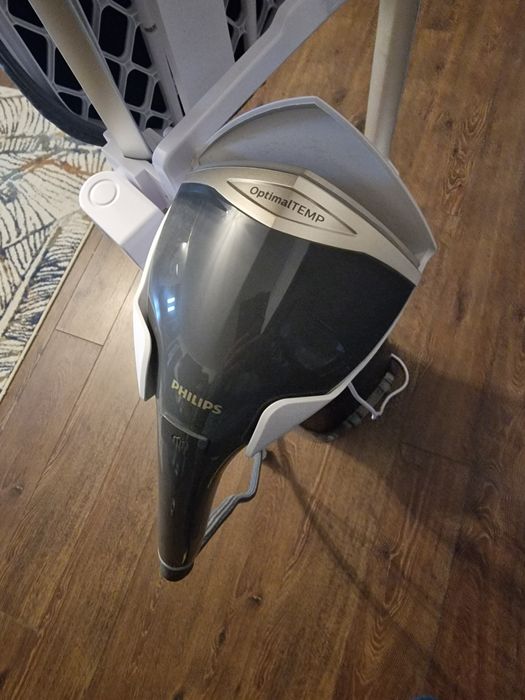 Fier de calcat vertical Philips GC628/80 all-in-one AiO Seria 8000