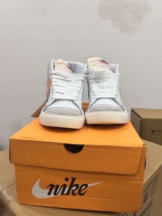 Кроссовки Nike blazer