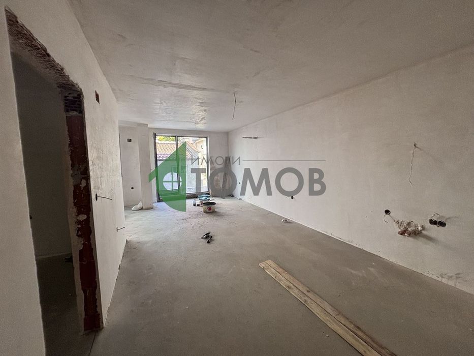 Продава се Четиристаен апартамент в Стара Загора, Център - 147 кв.м за 1065 €/кв.м - Снимка #9