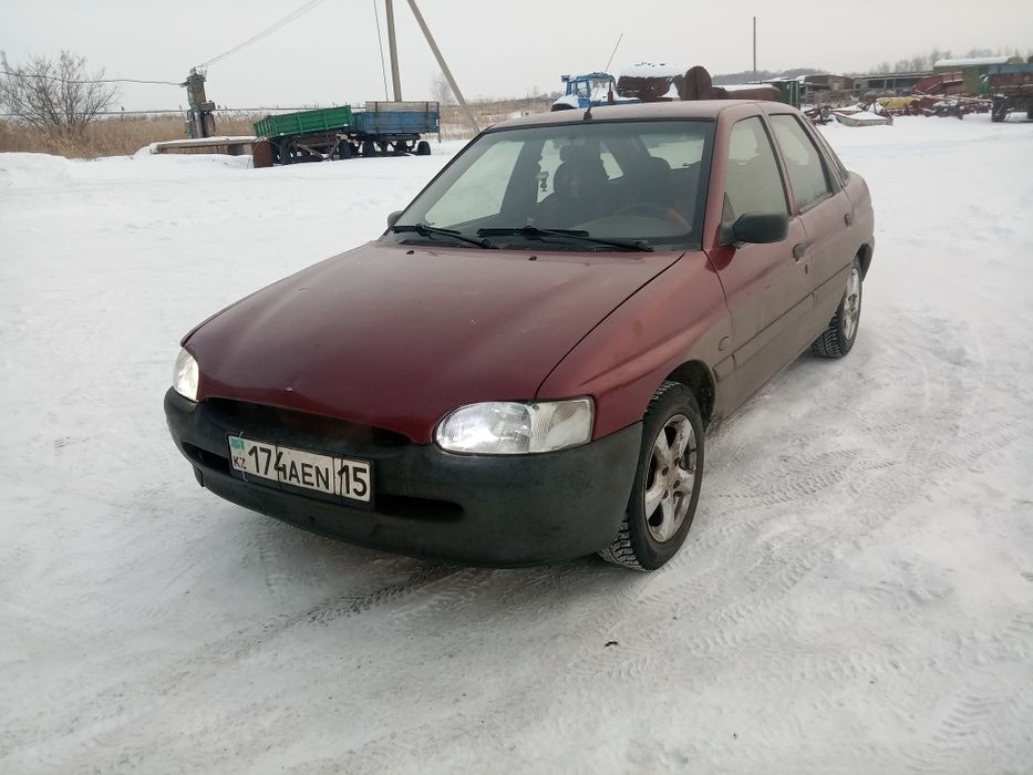 Продам форд эскорт