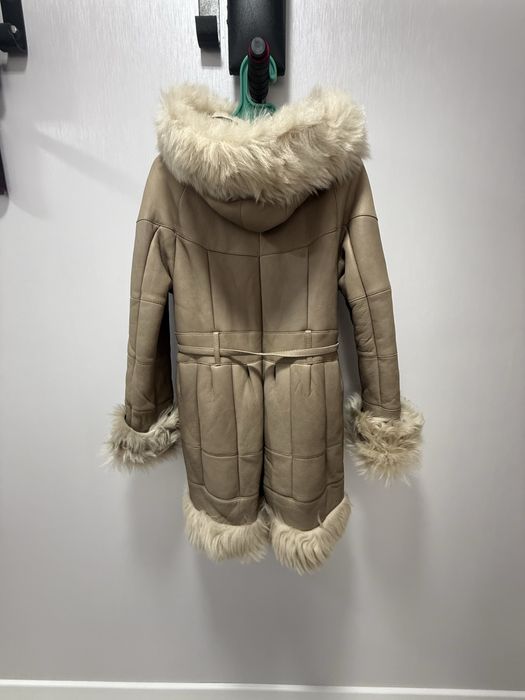 Продам дубленку на девочку