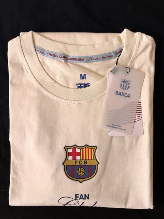 Фен тениска на Барселона размер М