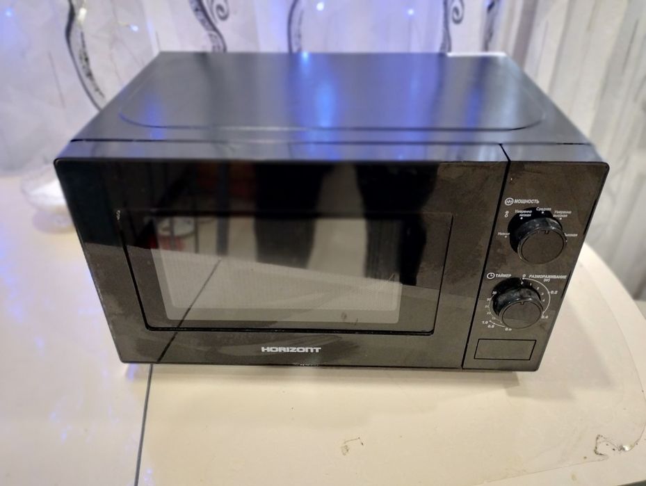 Продам микроволновую печь HORIZONT