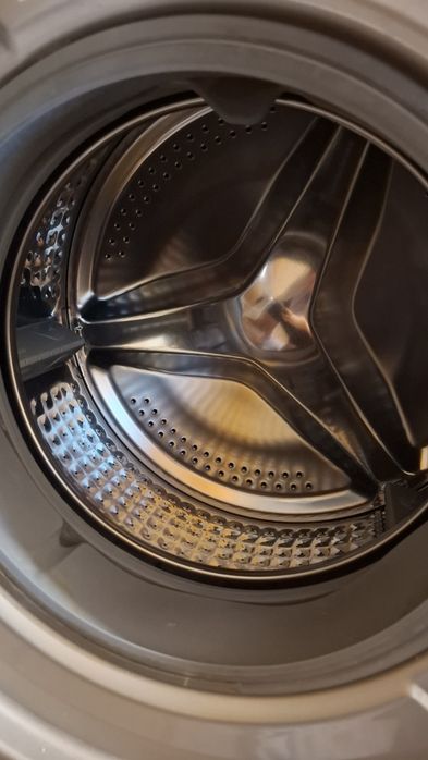 Продам стиральную машину