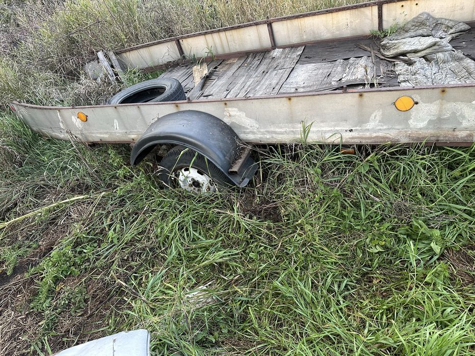 Продам прицеп с документами