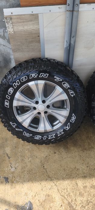 Jante+cauciucuri 265/65/R17 M/T Nissan