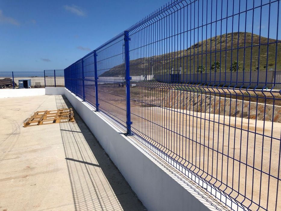 Vand si fac garduri din plasa bordurată