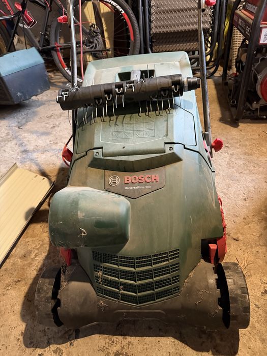 Bosch скарификатор Universal Rake 900
