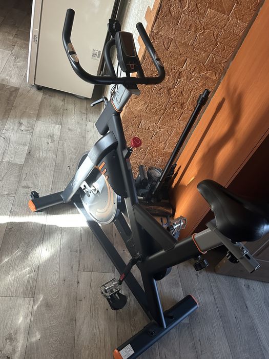 Велотренажер Genau