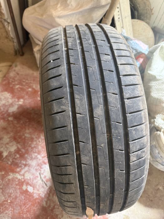 Покрышка 215/55 R16 бу