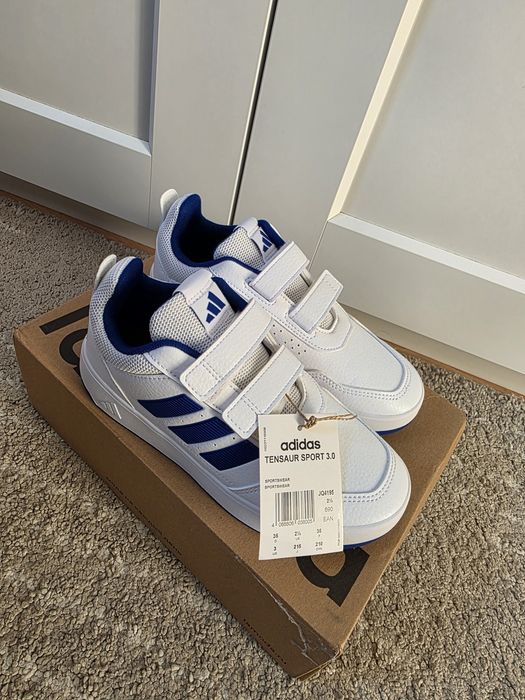 Кроссовки от Adidas 35 размер