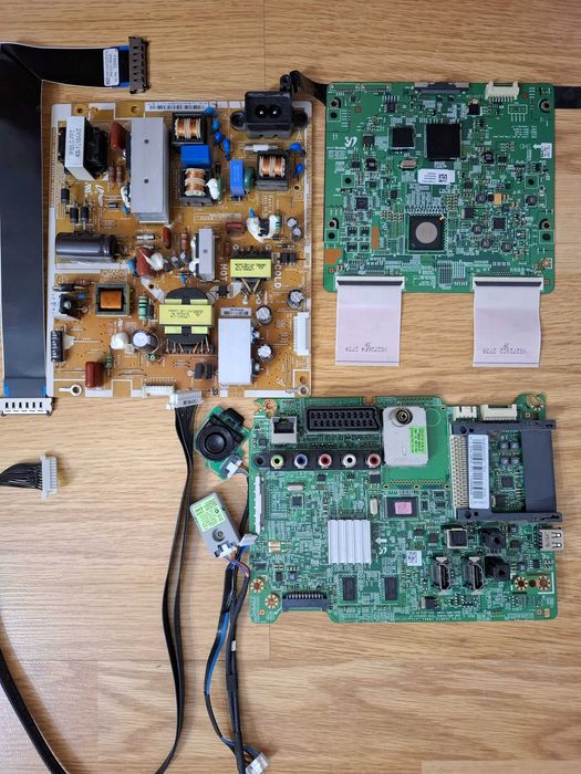 Samsung TV UE46EH6030WXZG placa logica si placa sursa