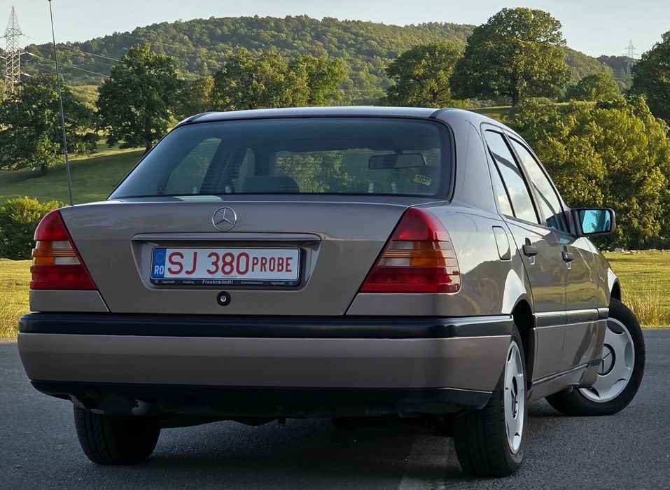 MERCEDES-BENZ C-Class 1994 — imagine 4