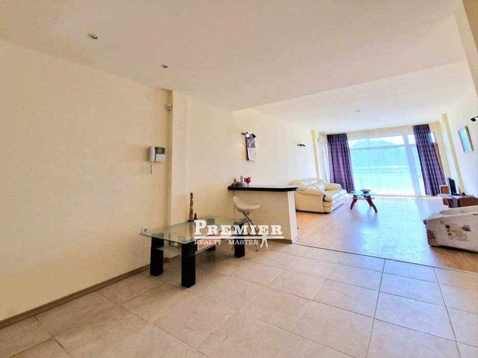 Продава се Двустаен апартамент в к.к. Слънчев бряг - 100 кв.м за 950 €/кв.м - Снимка #2