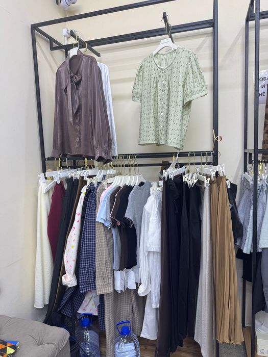 Продам стеллаж в хорошем состоянии !!: