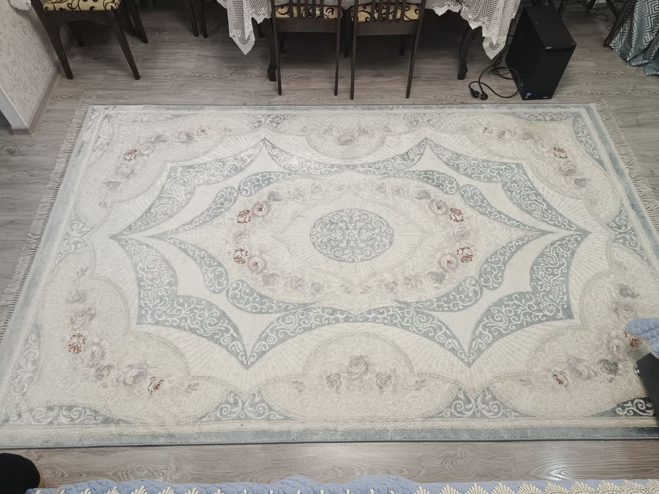 Продам палас  200×300