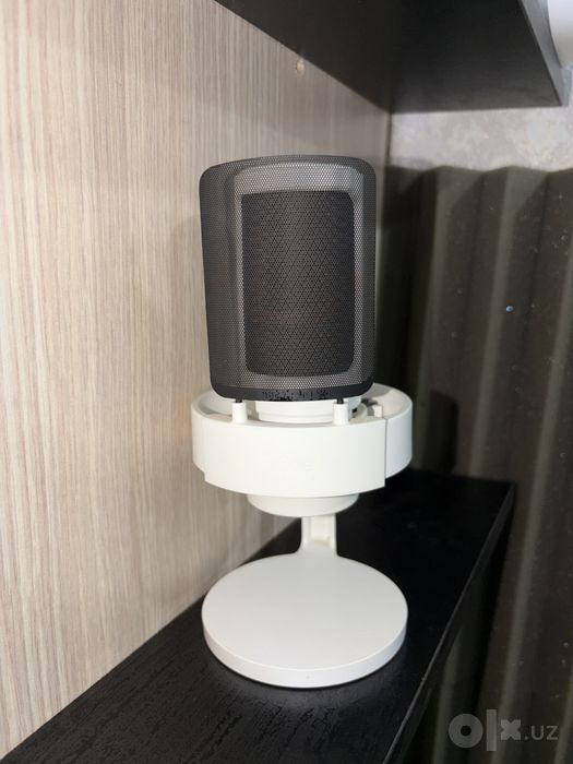 FIFINE AmpliGame A8 White RGB — игровой USB-микрофон