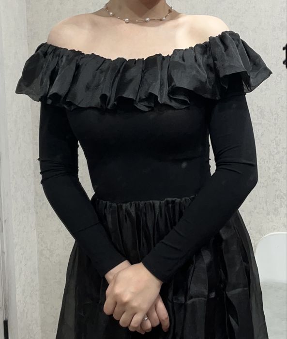 Продаю красивое вечернее платье