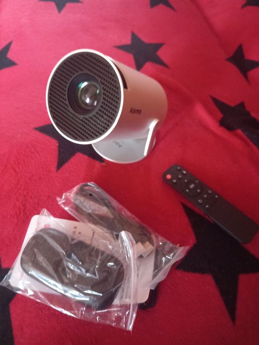 Vand video proector  functionaza perfect