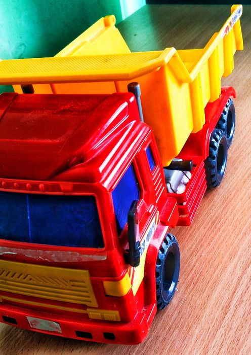 Продам Машинки для мальчика