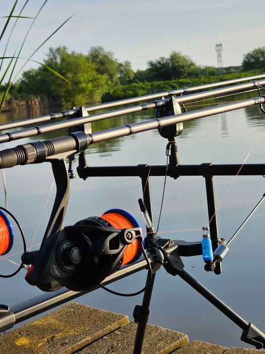 Lansete Crap Delphin Torks EVA, 3.60m cu mulinete Hakuyo MT 14000 PLUS