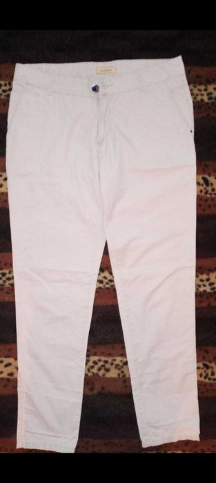 джинсы для девушек