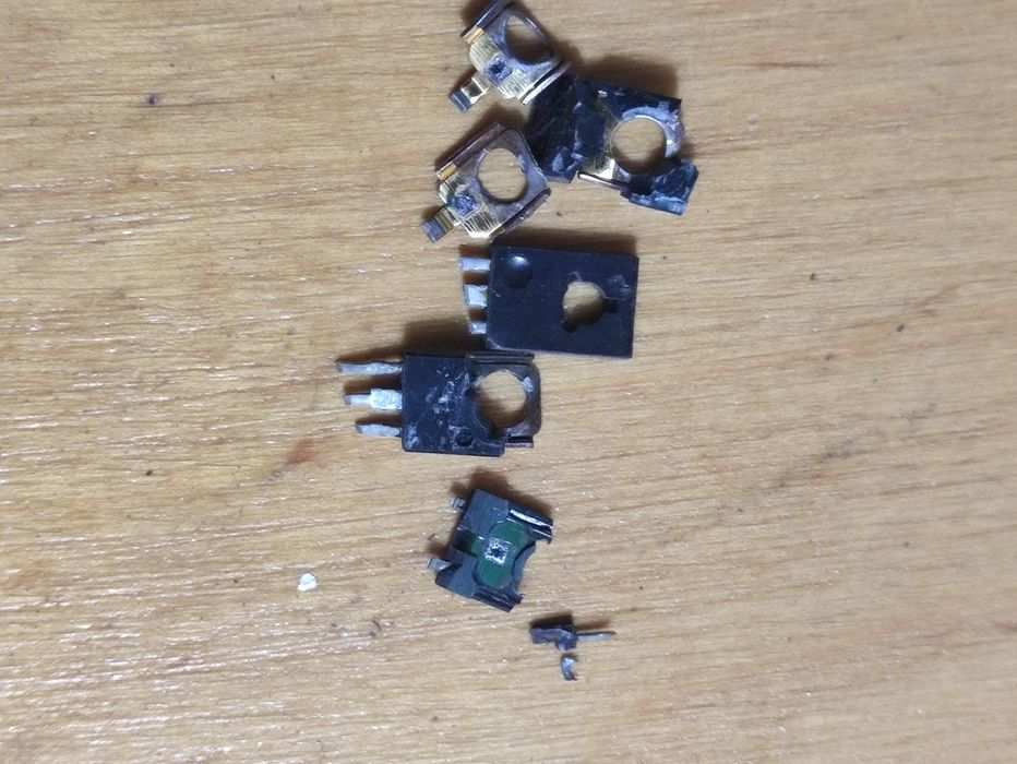 Микросхемы , платы , радеодитали.