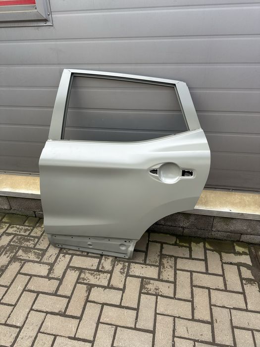 Двери оригинал Ниссан Кашкай Оригинал