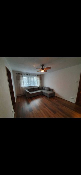 apartament de inchiriat