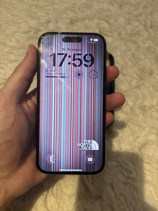 Продам iPhone 15 128 gb