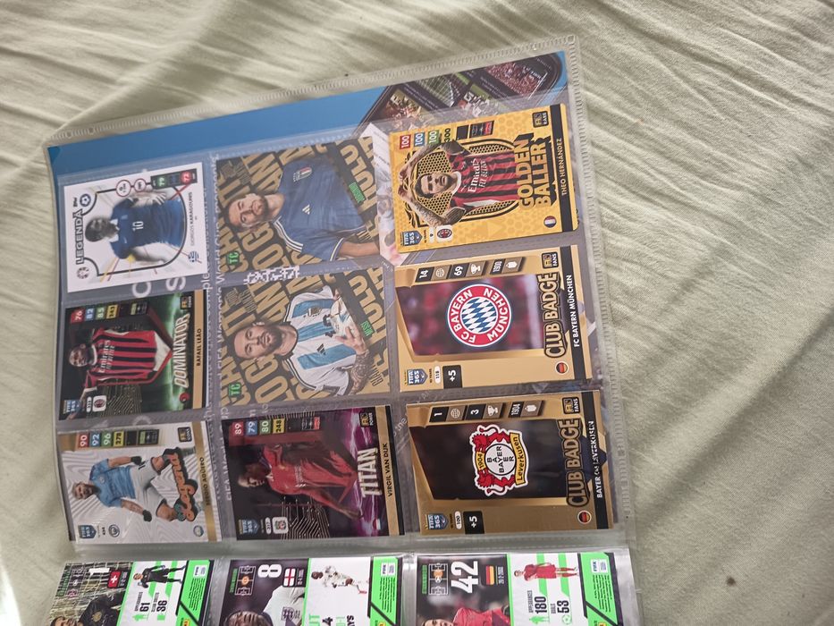 Manual cu fotbalisti si câti va din alte colecti