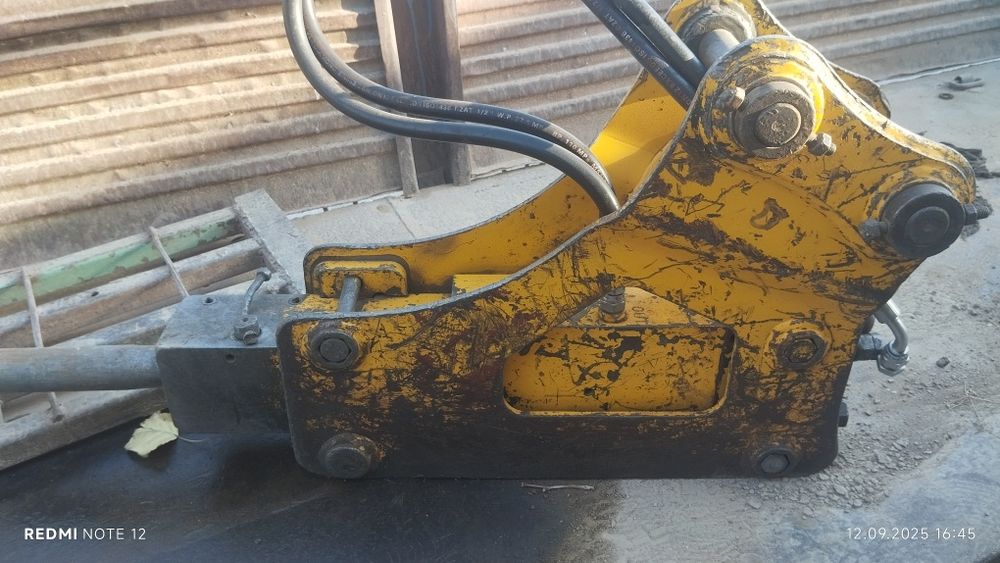 Miniekskovaror adaptori, otboynigi