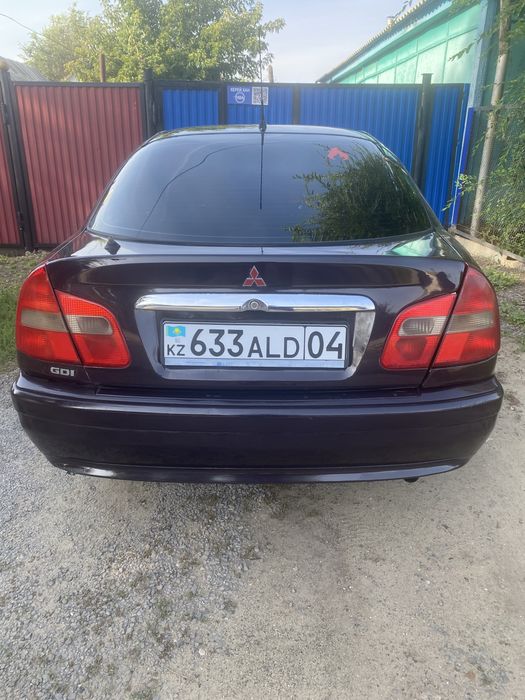 Продается Mitsubishi Carisma 2002 года