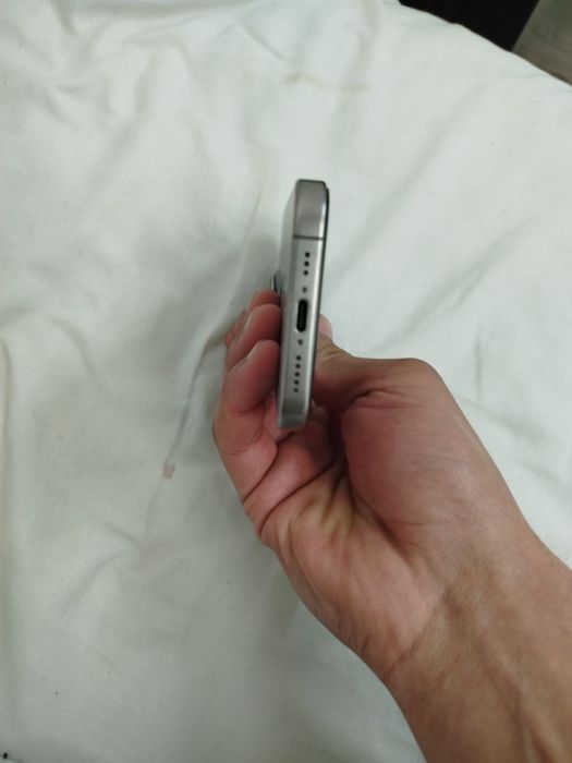 Iphone 15 pro 128 gb
