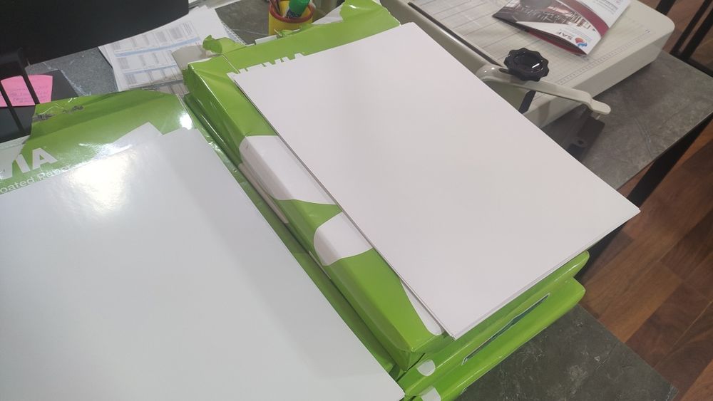 Бумага для полиграфии.450×320. Глянцевая и матовая.