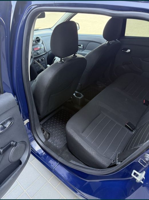 Vand Dacia Logan